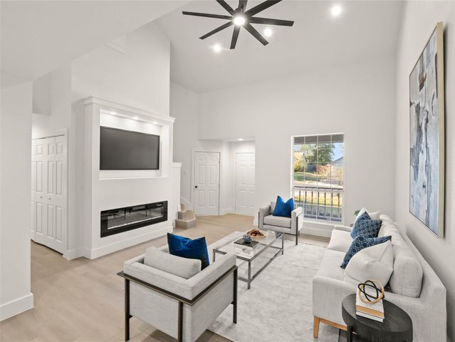 218 Crystal Knoll BLVD, Georgetown, TX 78626