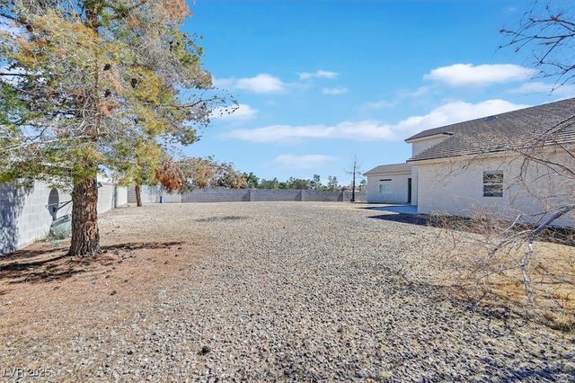 6120 Farm Road, Las Vegas, NV 89131