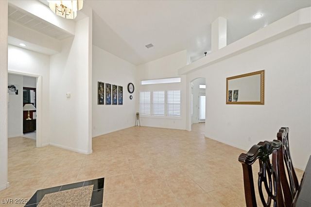 6120 Farm Road, Las Vegas, NV 89131