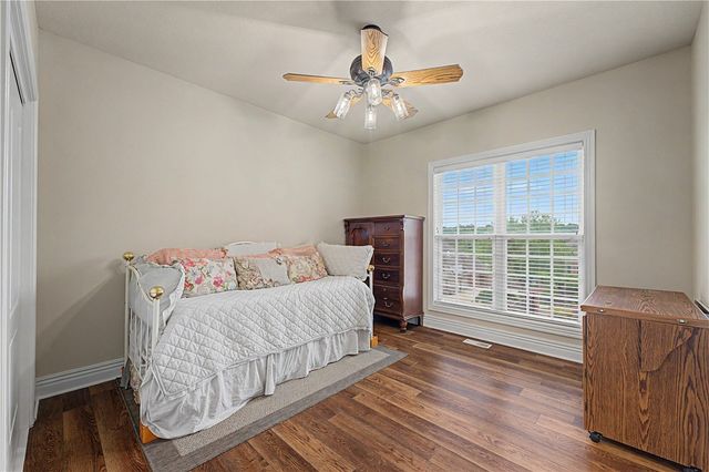 3701 NW Creekstone Boulevard, Bentonville, AR 72712