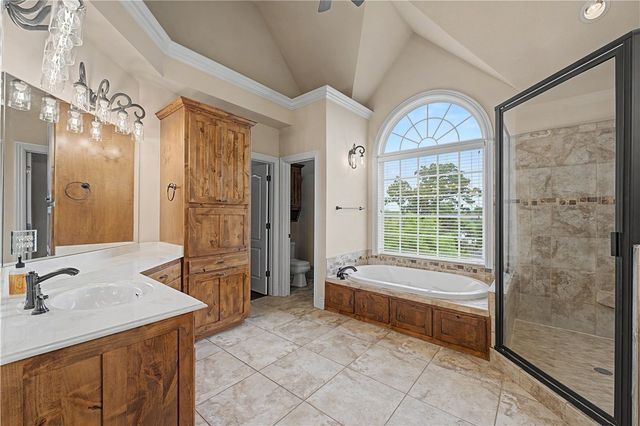 3701 NW Creekstone Boulevard, Bentonville, AR 72712