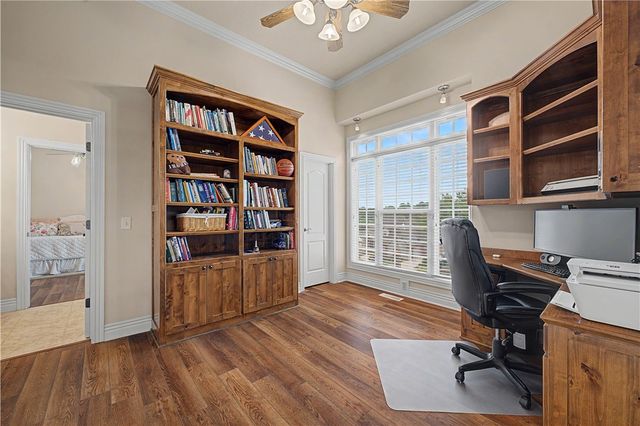 3701 NW Creekstone Boulevard, Bentonville, AR 72712