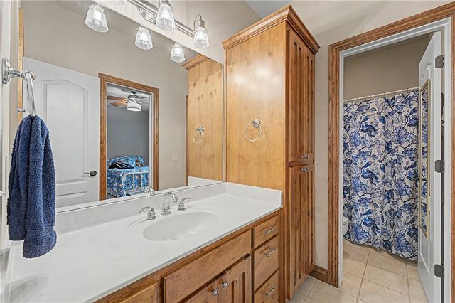3701 NW Creekstone Boulevard, Bentonville, AR 72712