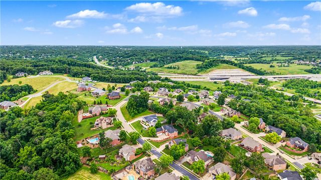 3701 NW Creekstone Boulevard, Bentonville, AR 72712