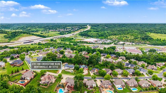 3701 NW Creekstone Boulevard, Bentonville, AR 72712