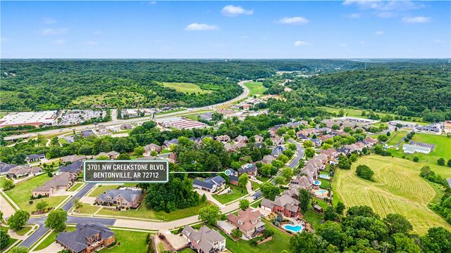 3701 NW Creekstone Boulevard, Bentonville, AR 72712