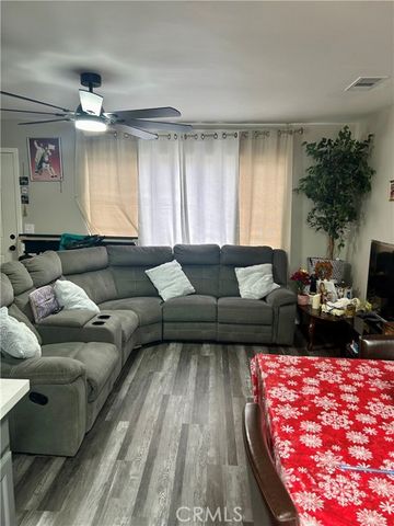 913 W Santa Fe, Merced, CA 95340