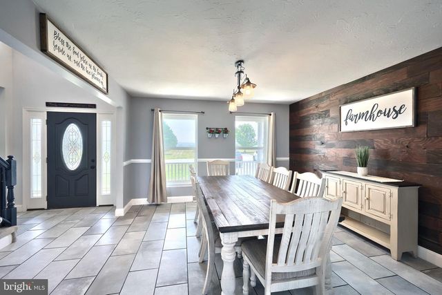 1314 KBS RD, Spring Grove, PA 17362