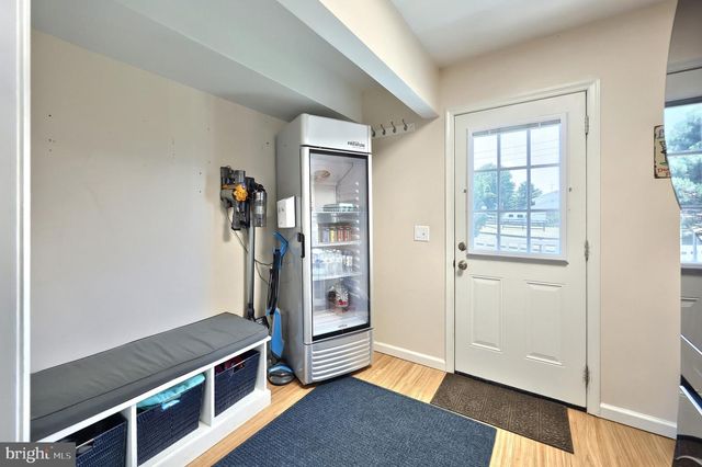 1314 KBS RD, Spring Grove, PA 17362