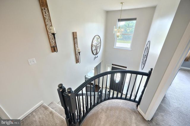 1314 KBS RD, Spring Grove, PA 17362