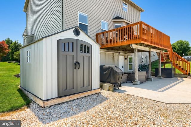 1314 KBS RD, Spring Grove, PA 17362