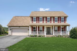 1314 KBS RD, Spring Grove, PA 17362