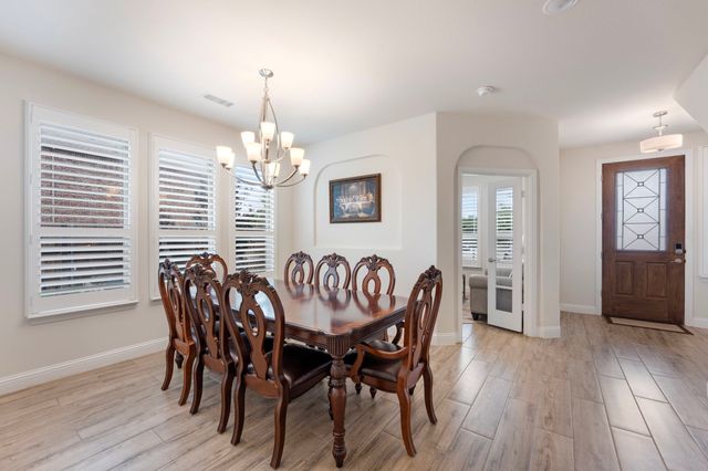 976 E Villas Court, Lewisville, TX 75067