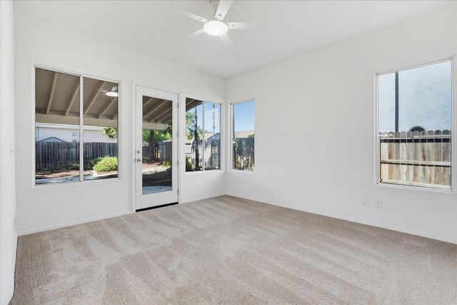 1243 Canevari Dr, Roseville, CA 95747