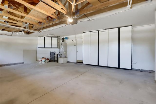 1243 Canevari Dr, Roseville, CA 95747