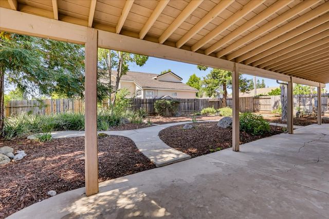 1243 Canevari Dr, Roseville, CA 95747