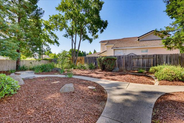 1243 Canevari Dr, Roseville, CA 95747