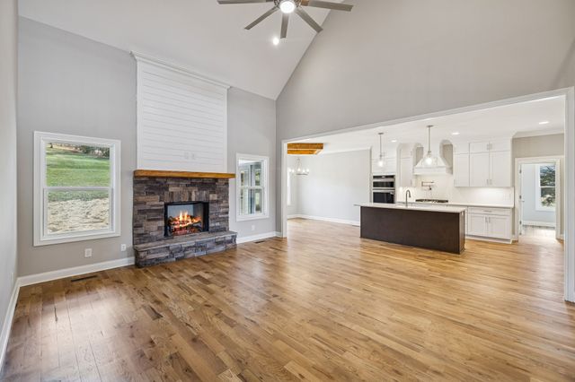 13821 Cainsville Rd, Lebanon, TN 37090