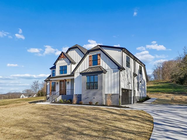 13821 Cainsville Rd, Lebanon, TN 37090