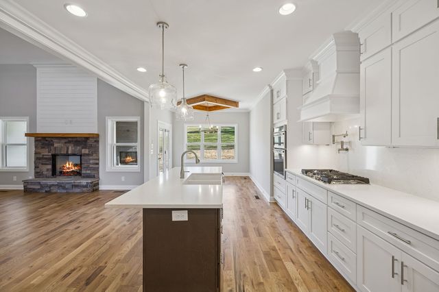 13821 Cainsville Rd, Lebanon, TN 37090