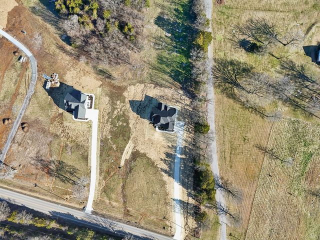 13821 Cainsville Rd, Lebanon, TN 37090