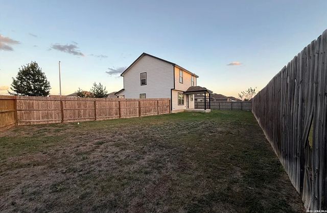 2572 Smokey Cove, Seguin, TX 78155