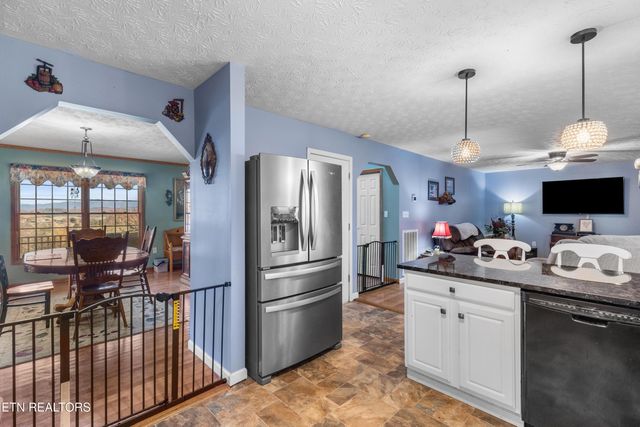 2895 Looney Rd, Parrottsville, TN 37843