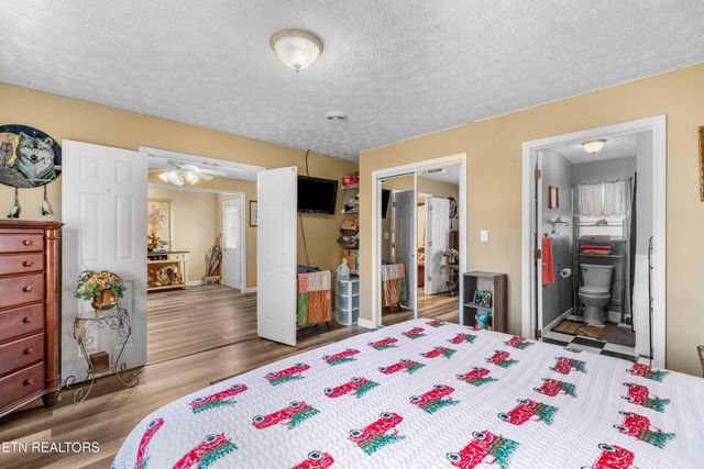 2895 Looney Rd, Parrottsville, TN 37843