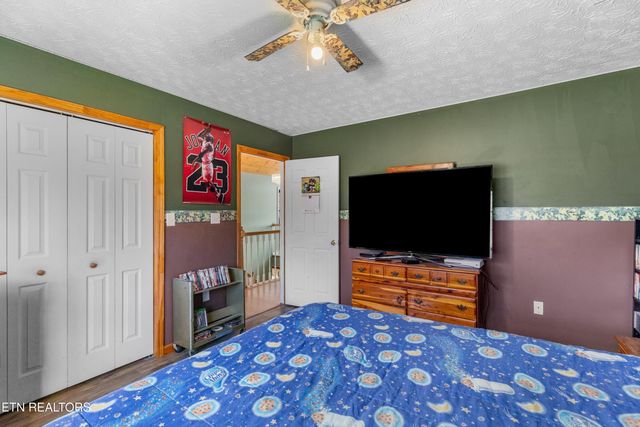 2895 Looney Rd, Parrottsville, TN 37843