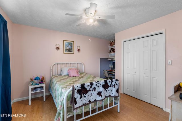 2895 Looney Rd, Parrottsville, TN 37843