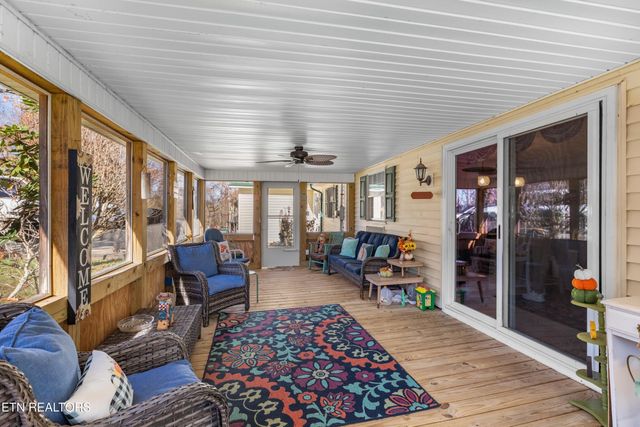 2895 Looney Rd, Parrottsville, TN 37843