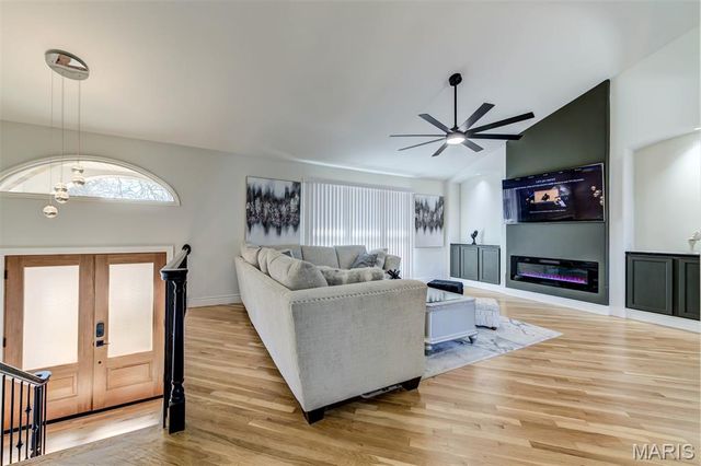 4717 Langwood Court, St Louis, MO 63129