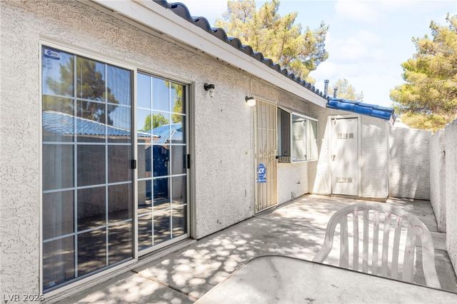 2108 Willowbury Drive C, Las Vegas, NV 89108