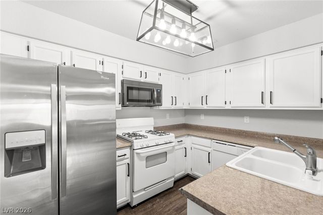 2108 Willowbury Drive C, Las Vegas, NV 89108