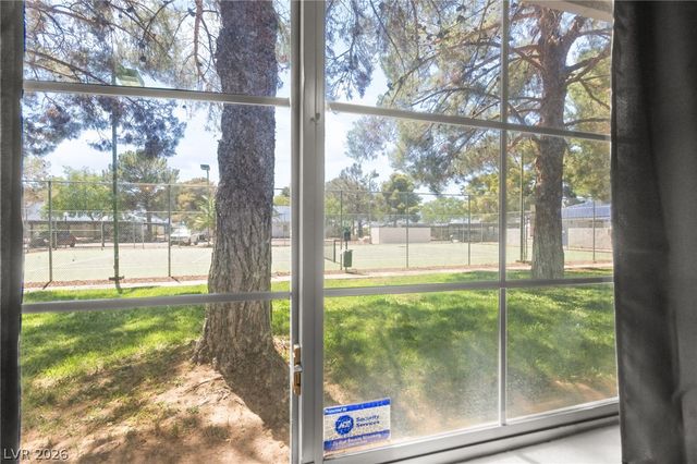 2108 Willowbury Drive C, Las Vegas, NV 89108