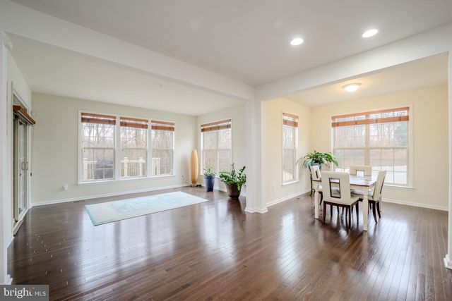 2823 TROTTER PARK LN, Lanham, MD 20706