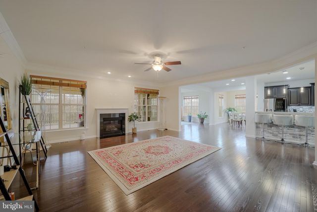 2823 TROTTER PARK LN, Lanham, MD 20706