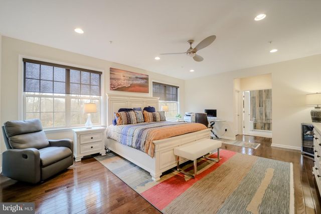 2823 TROTTER PARK LN, Lanham, MD 20706