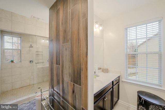 2823 TROTTER PARK LN, Lanham, MD 20706