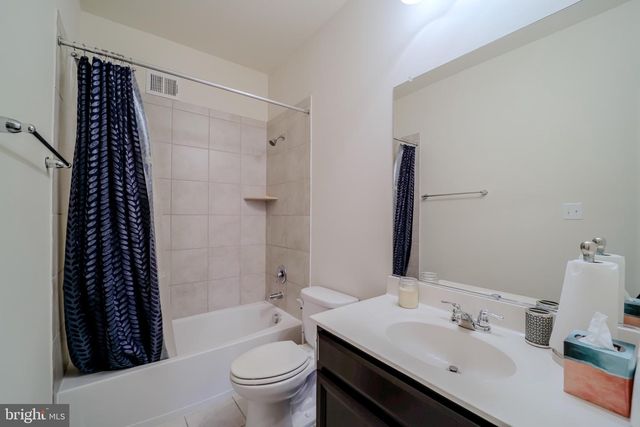 2823 TROTTER PARK LN, Lanham, MD 20706