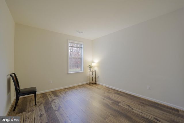 2823 TROTTER PARK LN, Lanham, MD 20706