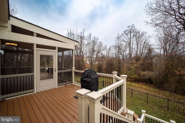 2823 TROTTER PARK LN, Lanham, MD 20706