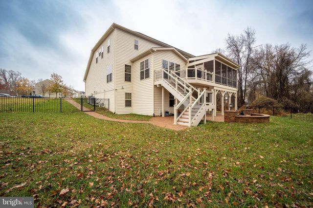 2823 TROTTER PARK LN, Lanham, MD 20706