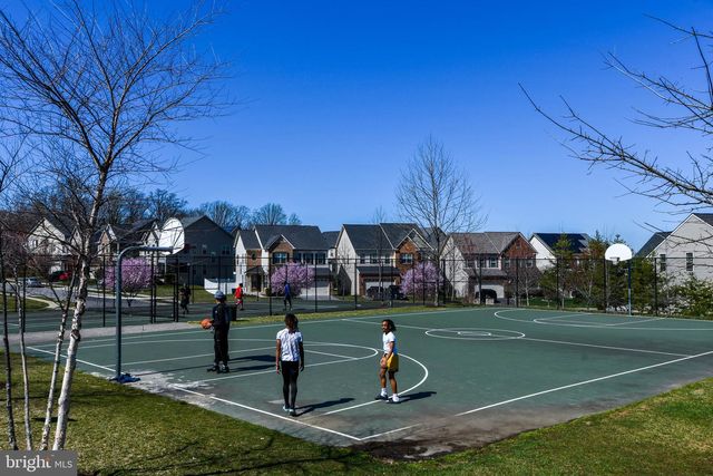 2823 TROTTER PARK LN, Lanham, MD 20706