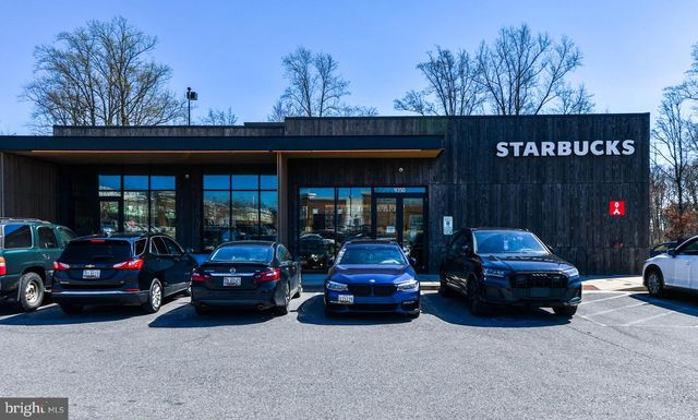 2823 TROTTER PARK LN, Lanham, MD 20706