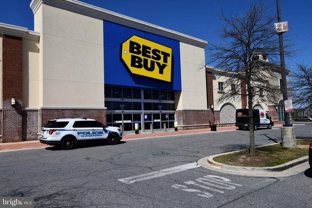 2823 TROTTER PARK LN, Lanham, MD 20706