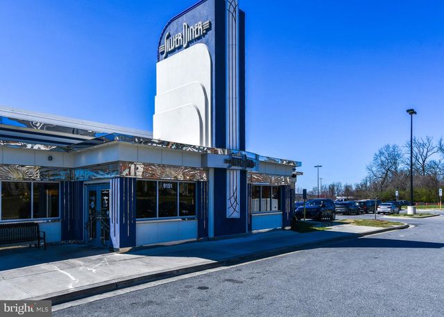 2823 TROTTER PARK LN, Lanham, MD 20706