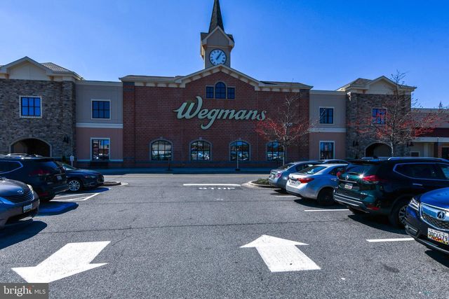 2823 TROTTER PARK LN, Lanham, MD 20706