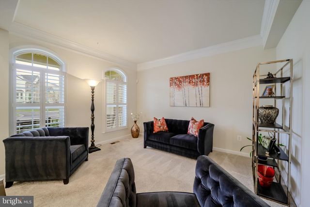 2823 TROTTER PARK LN, Lanham, MD 20706