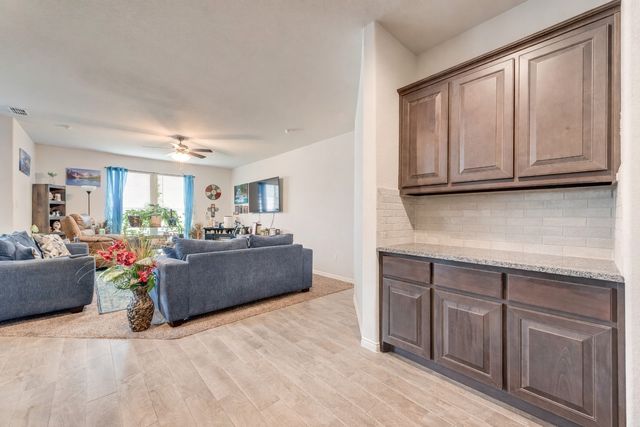 1214 Pacifica Trail, Cleburne, TX 76033